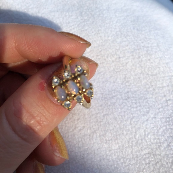 Avon vintage opal ring - Picture 2 of 3